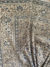 Load image into Gallery viewer, Vintage Kayseri 6’5” x 9’7”