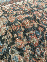 Load image into Gallery viewer, Antique Malayer 6’10” x 10’