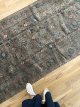 Load image into Gallery viewer, Vintage Persian 4’1” x 9’3”