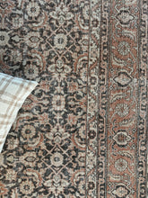 Load image into Gallery viewer, Antique Oushak 8’6” x 12’1”