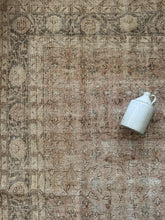 Load image into Gallery viewer, Vintage Turkish 7’6” x 11’