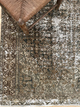 Load image into Gallery viewer, Antique Malayer 3’ x 9’10”