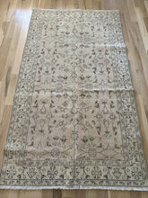 Load image into Gallery viewer, Vintage Turkish 3’10 x 6’8”