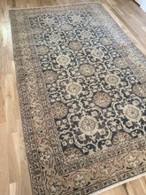 Load image into Gallery viewer, Vintage Turkish 5’3” x 9’