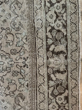 Load image into Gallery viewer, Antique Mahal 9’3” x 12’