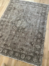 Load image into Gallery viewer, Antique Tabriz 4’3” x 5’9”