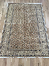 Load image into Gallery viewer, {ON HOLD} Vintage Kayseri 4’ x 5’8”