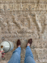 Load image into Gallery viewer, Vintage Turkish 7’2” x 10’7”