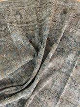 Load image into Gallery viewer, Antique Mahal 7’ x 10’10”