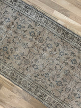 Load image into Gallery viewer, Vintage Turkish 3’ x 10’3”