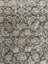 Load image into Gallery viewer, Antique Mahal 4’11” x 7’