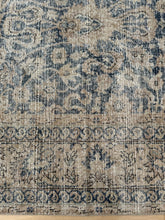 Load image into Gallery viewer, Antique Oushak 7’10” x 10’8”