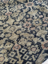 Load image into Gallery viewer, Antique Mahal 7’10” x 10’’8”