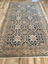 Load image into Gallery viewer, Vintage Turkish 5’3” x 9’