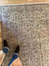 Load image into Gallery viewer, Vintage Turkish Gallery 4’8” x 11’9”