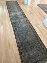 Load image into Gallery viewer, Antique Malayer 3’ x 15’6”