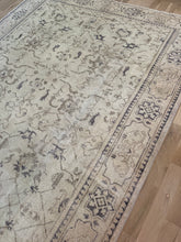 Load image into Gallery viewer, Vintage Turkish 7’ x 10’7”