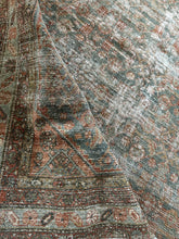 Load image into Gallery viewer, Antique Malayer Scatter Rug 4’6” x 6’2”
