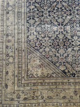Load image into Gallery viewer, Antique Mahal 7’10” x 10’’8”