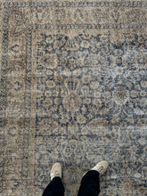 Load image into Gallery viewer, Antique Oushak 7’10” x 10’8”