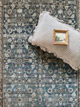 Load image into Gallery viewer, Antique Malayer 3’ x 9’10”