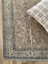 Load image into Gallery viewer, Vintage Kayseri 7’8” x 11’9”