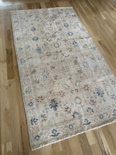 Load image into Gallery viewer, Vintage Turkish 3’8” x 6’9”