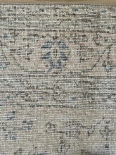 Load image into Gallery viewer, Vintage Turkish 9’ x 11’8”