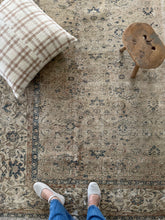 Load image into Gallery viewer, Vintage Kayseri 8’10” x 12’4”