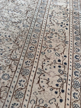 Load image into Gallery viewer, Vintage Kayseri 8’5” x 12’9”