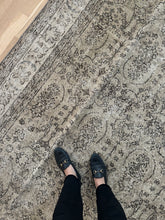 Load image into Gallery viewer, Vintage Turkish 9’ x 11’11”