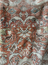 Load image into Gallery viewer, Antique Mahal 10’10” x 12’