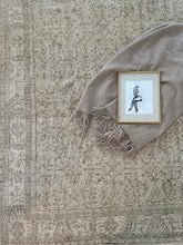 Load image into Gallery viewer, Vintage Turkish 7’3” x 10’7”