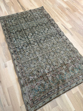 Load image into Gallery viewer, Antique Malayer 3’6” x 6’