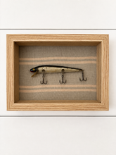 Load image into Gallery viewer, Framed Vintage Fishing Lures Set 101