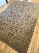 Load image into Gallery viewer, Vintage Kayseri 6’8” x 9’7”