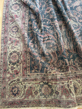 Load image into Gallery viewer, Vintage Turkish 9’6” x 12’4”