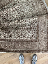 Load image into Gallery viewer, Vintage Kayseri 6’6” x 9’9”
