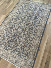Load image into Gallery viewer, Vintage Turkish 3’10” x 6’9”