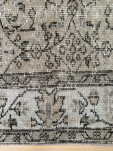 Load image into Gallery viewer, Vintage Turkish 2’11” x 13’2”