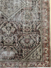 Load image into Gallery viewer, Antique Mahal 4’2” x 6’4”