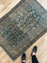 Load image into Gallery viewer, Antique Malayer 3’4” x 4’8”