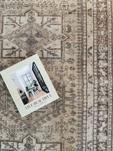 Load image into Gallery viewer, Antique Heriz 3’2” x 5’2”
