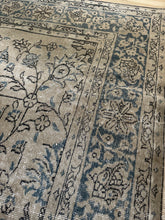 Load image into Gallery viewer, Vintage Turkish 8’1” x 10’9”