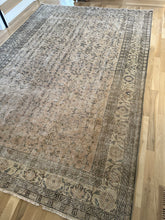 Load image into Gallery viewer, Vintage Turkish 7’6” x 11’3”
