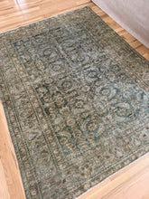 Load image into Gallery viewer, Antique Malayer 5’3” x 6’7”
