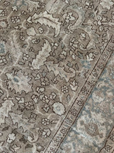 Load image into Gallery viewer, Antique Heriz 6’6” x 10’1”