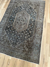 Load image into Gallery viewer, Antique Bidjar 4’3” x 6’8”