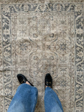 Load image into Gallery viewer, Vintage Turkish 3’6” x 6’7”