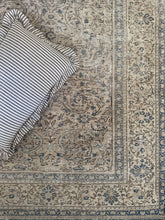 Load image into Gallery viewer, Vintage Kayseri 6’5” x 9’7”